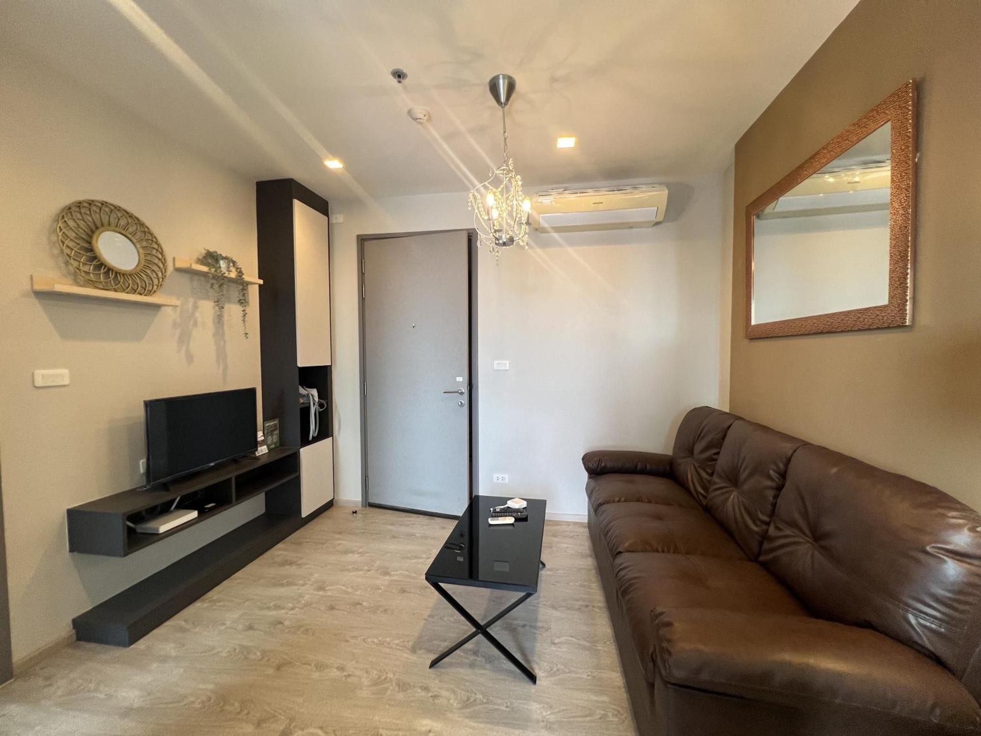 The Base Central Pattaya By Mickey Екстериор снимка