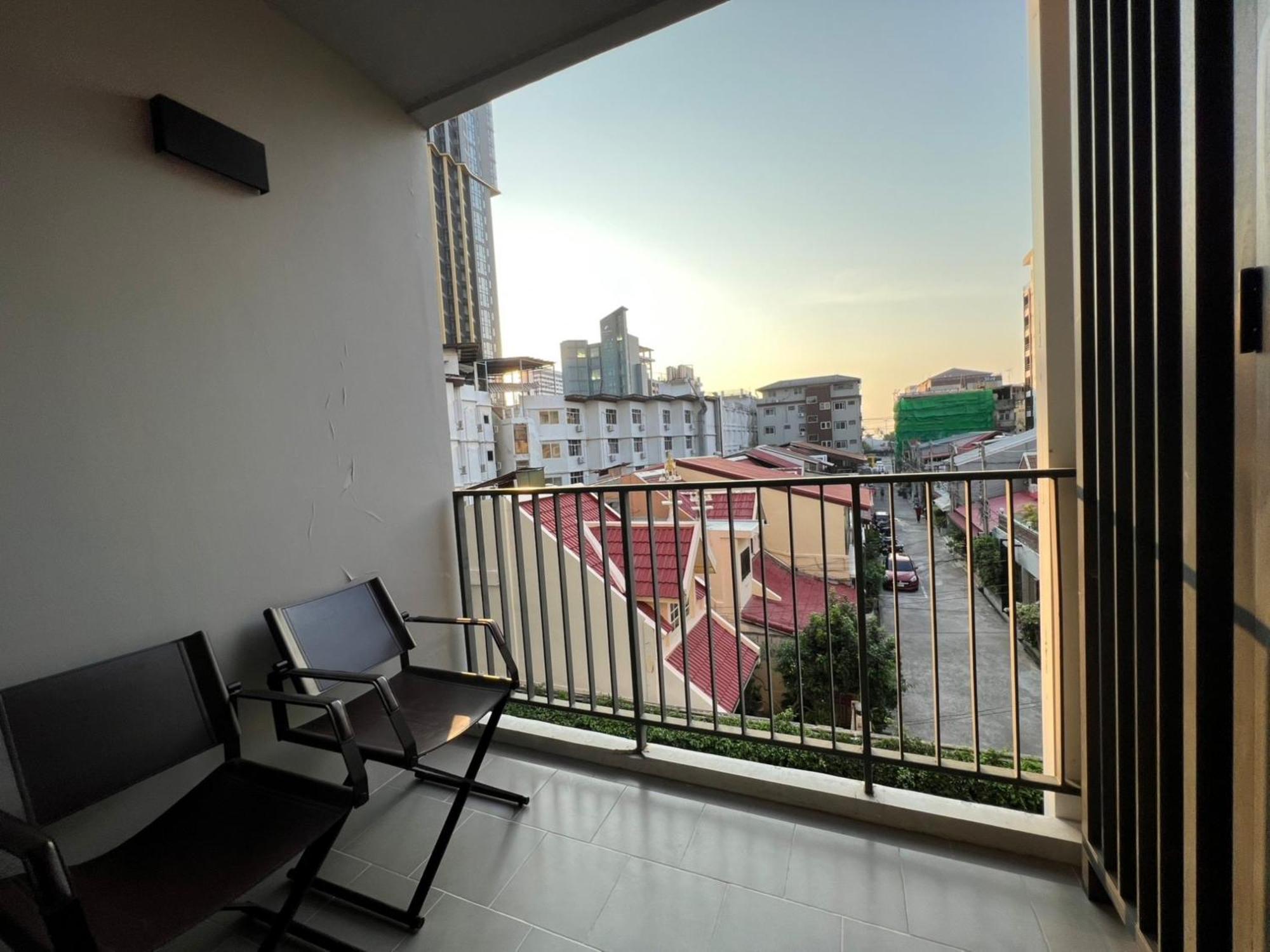 The Base Central Pattaya By Mickey Екстериор снимка